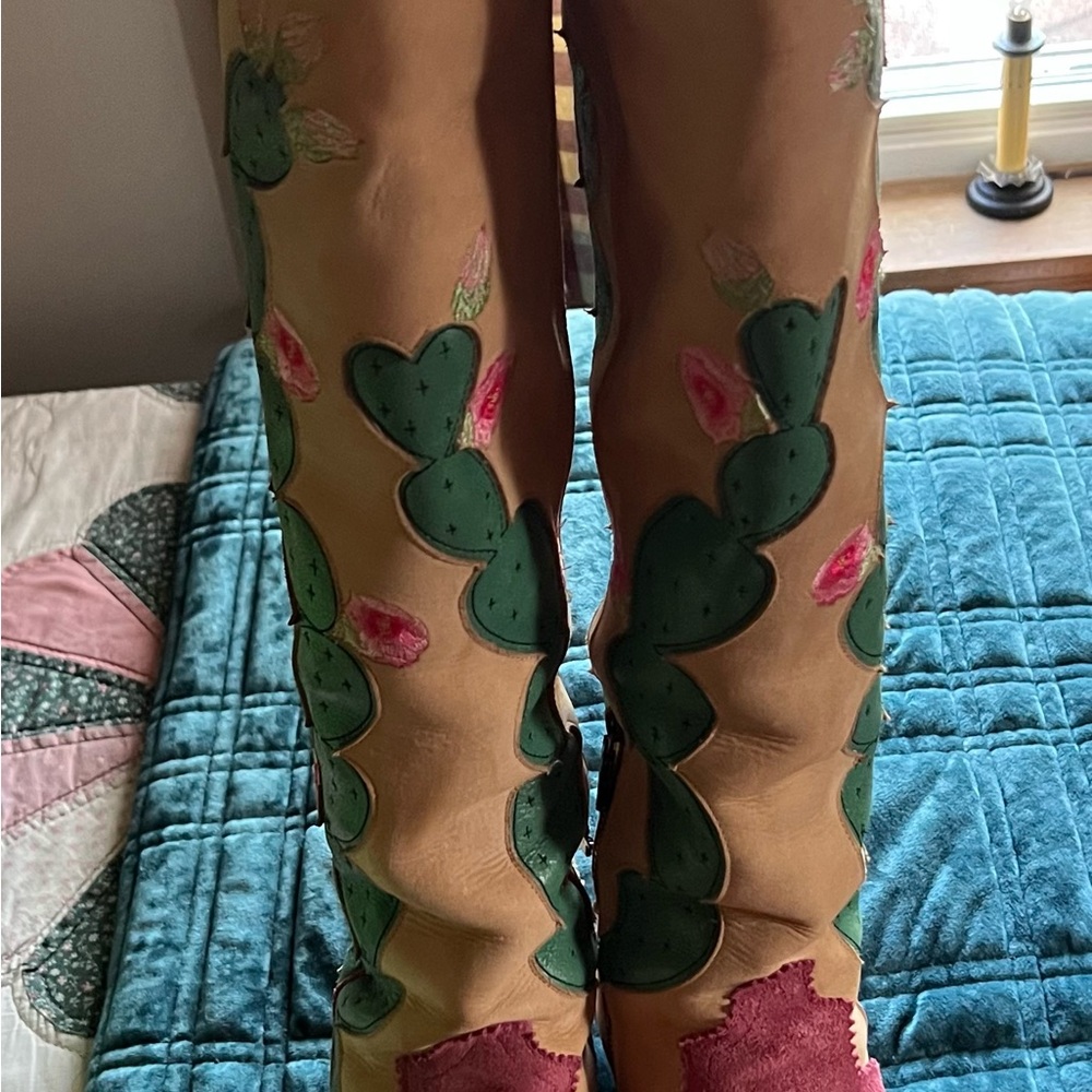 Junk Gypsy cactus boots.